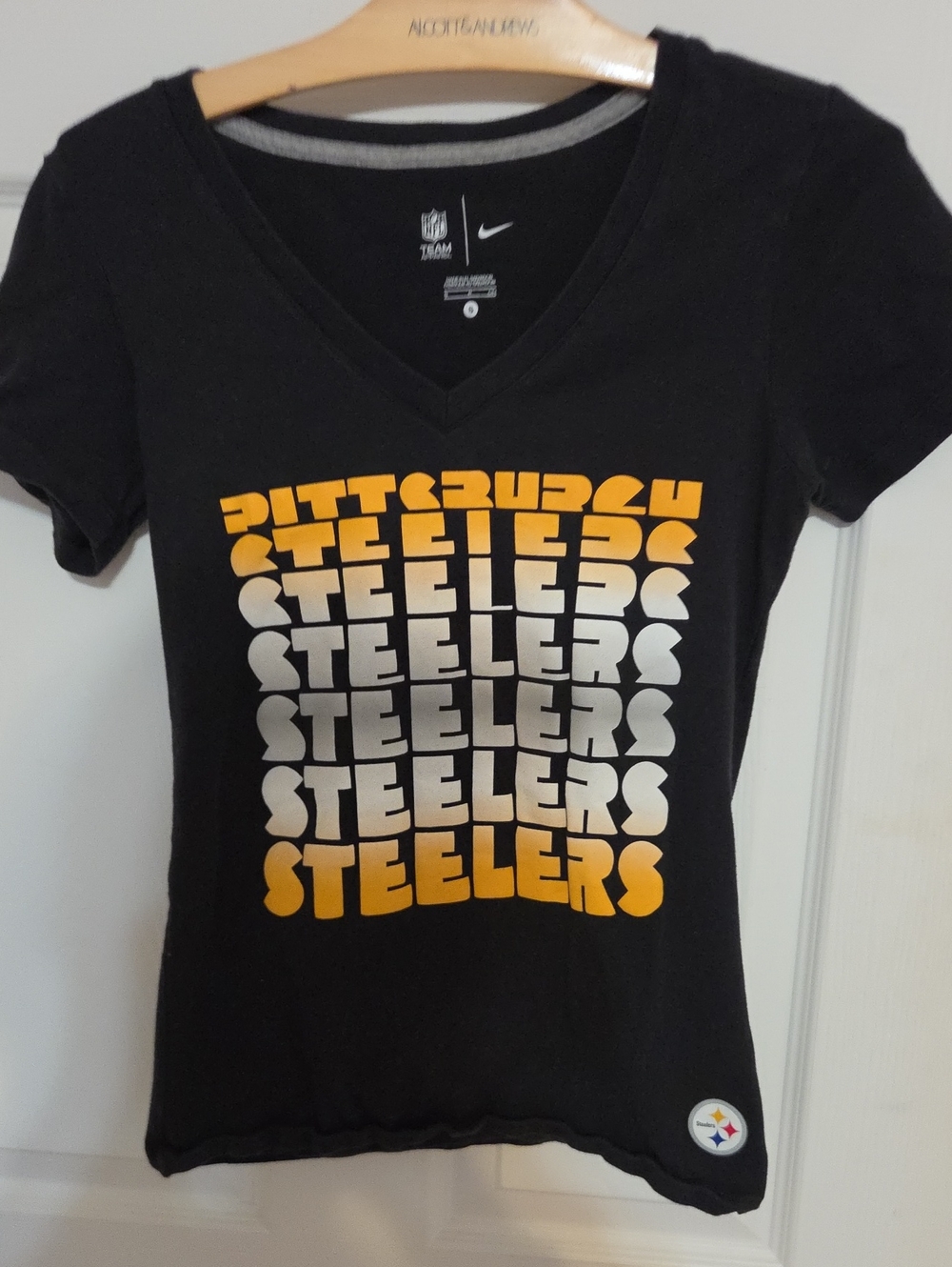 Nike Women's Black V-Neck Steelers Graphic Tee with Yellow and White Vintage